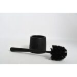 Tualetihari Ricky must